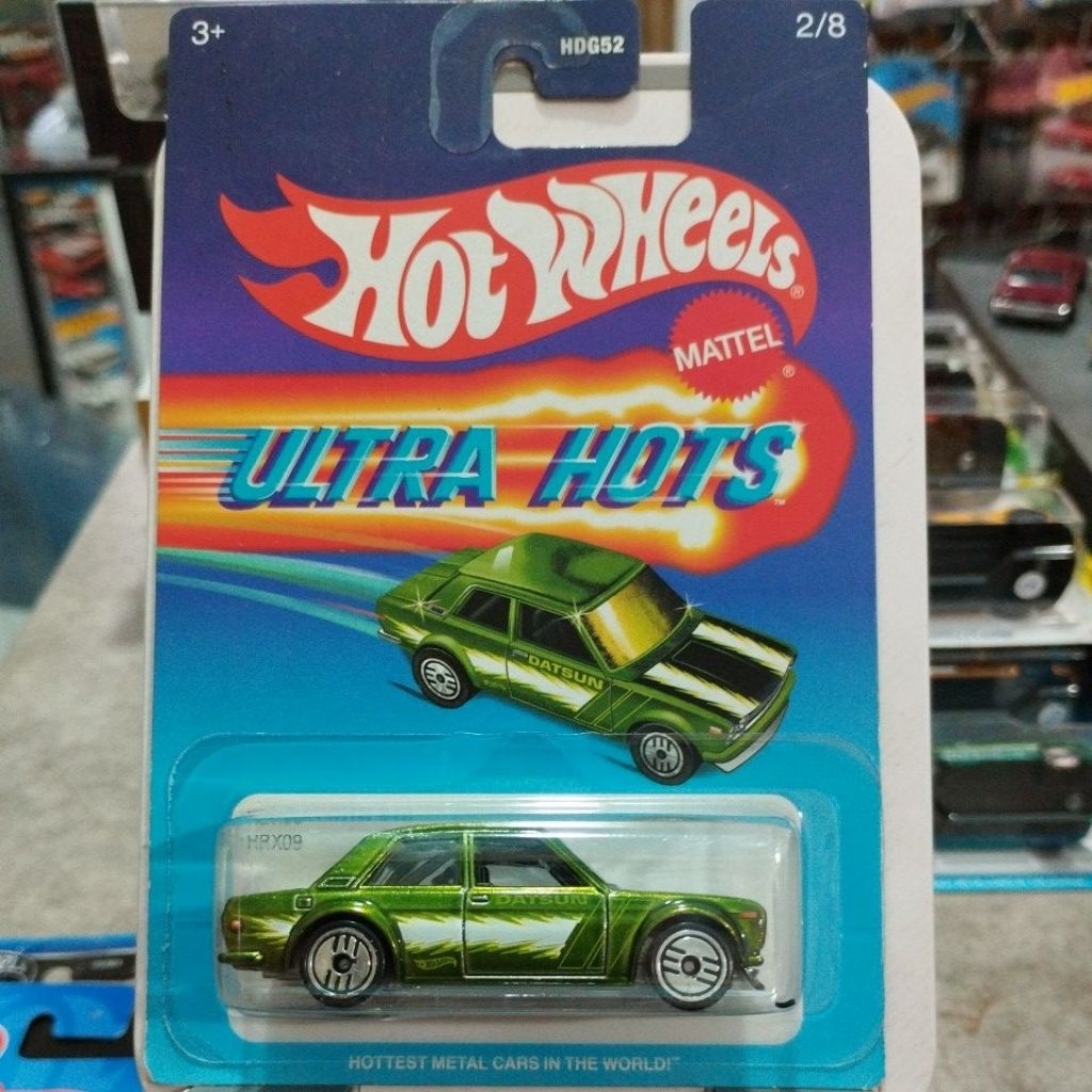 hotwheels HOOTERS METAL CARS IN THE WORLD