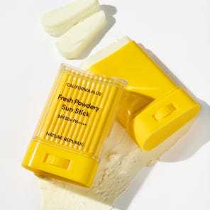 [PRE ORDER] NATURE REPUBLIC California Aloe Fresh Powder Sun StickcSPF50+ PA++++