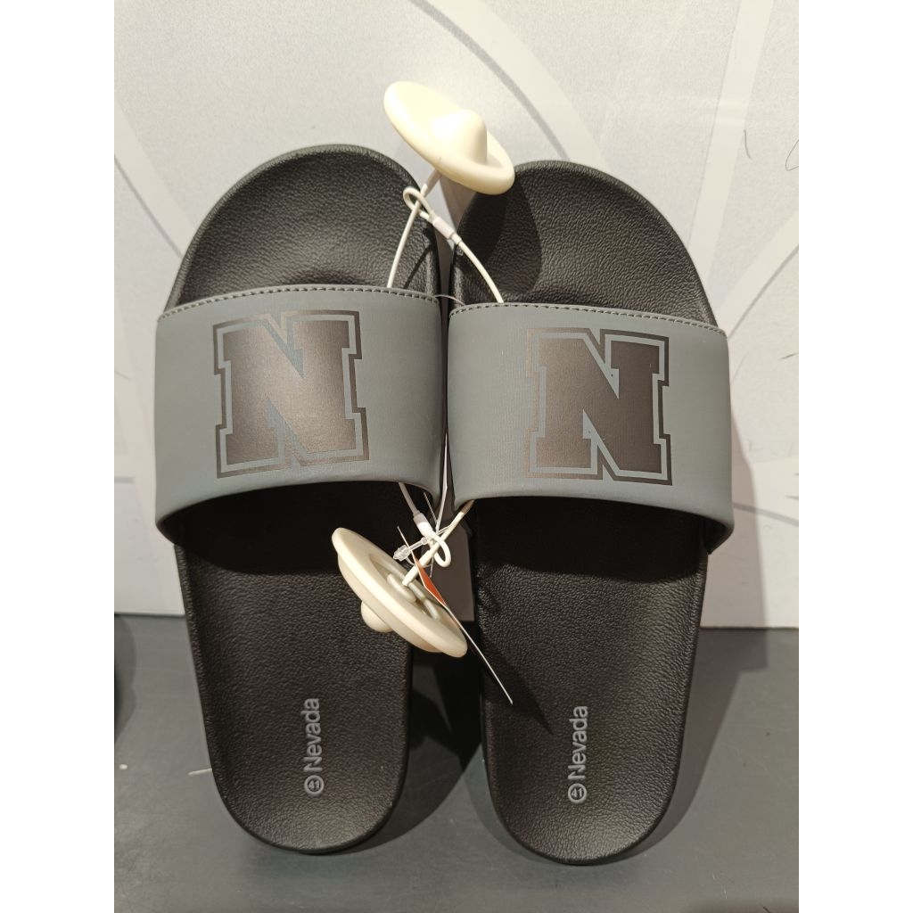 sandal pria slop Nevada ori