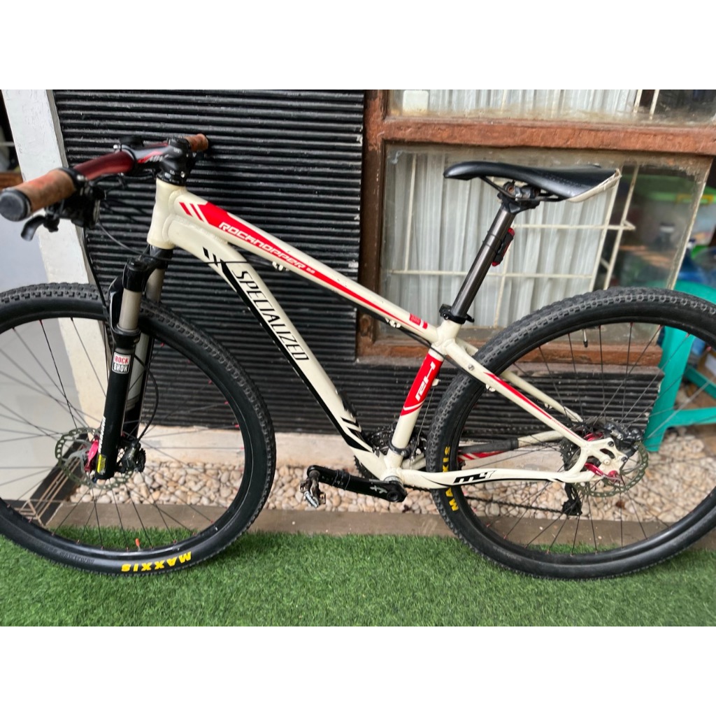 Specialized Rockhopper 29ers – Hardtail MTB Size S, Mixed SLX XT, Fork Rockshox, COD Karawang/Purwak