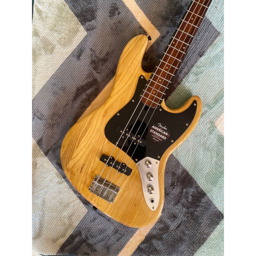 Bass Fender Jazz natural custom