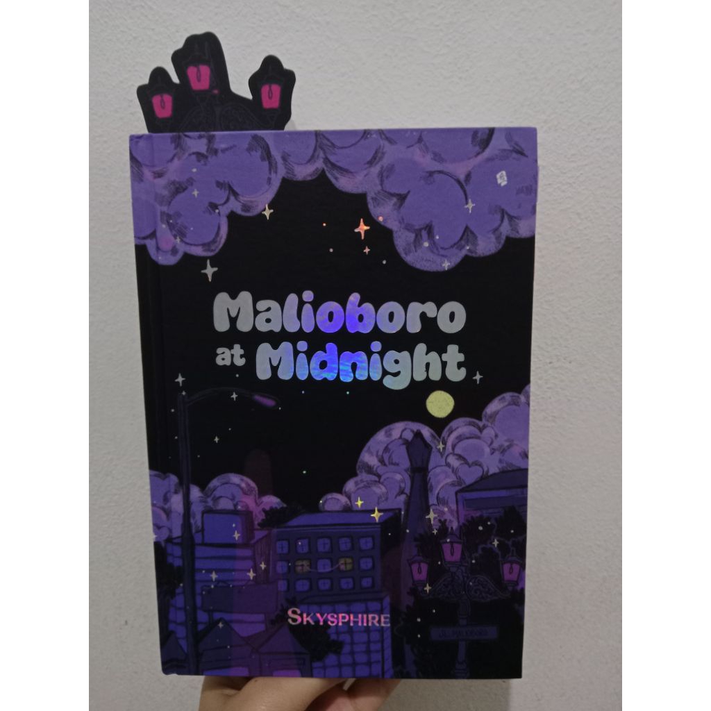 PRELOVED NOVEL ORI MALIOBORO IT MIDNIGHT HARDCOVER
