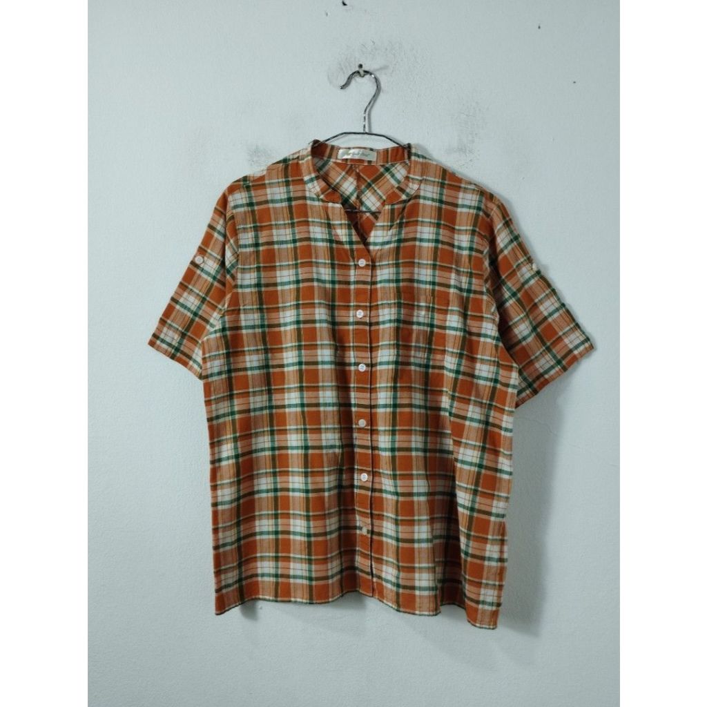 Kemeja Kotak-Kotak Wanita Lengan Pendek