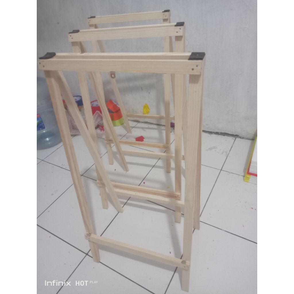 

easel/stand lukis