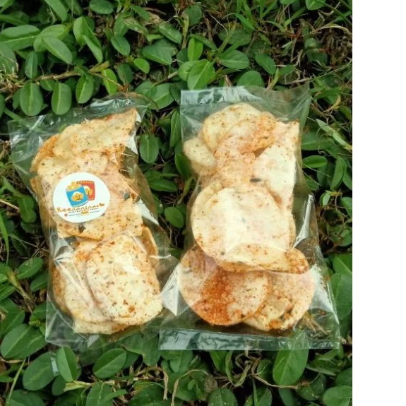 

Opak singkong koin goreng pedas daun jeruk 1 pack isi 10 pcs