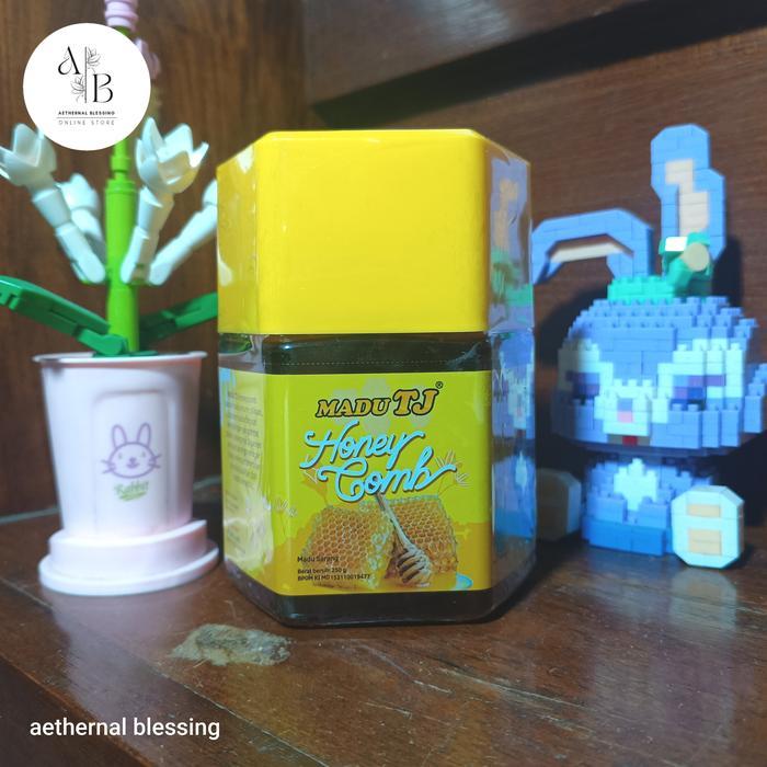 

Madu TJ Honeycomb 250gr - Madu Murni dengan Sarangnya