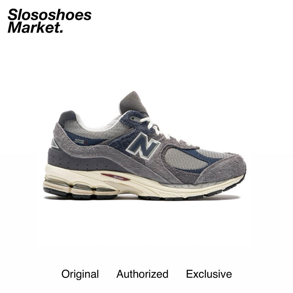 New Balance 2002R - Navy Grey Castlerock