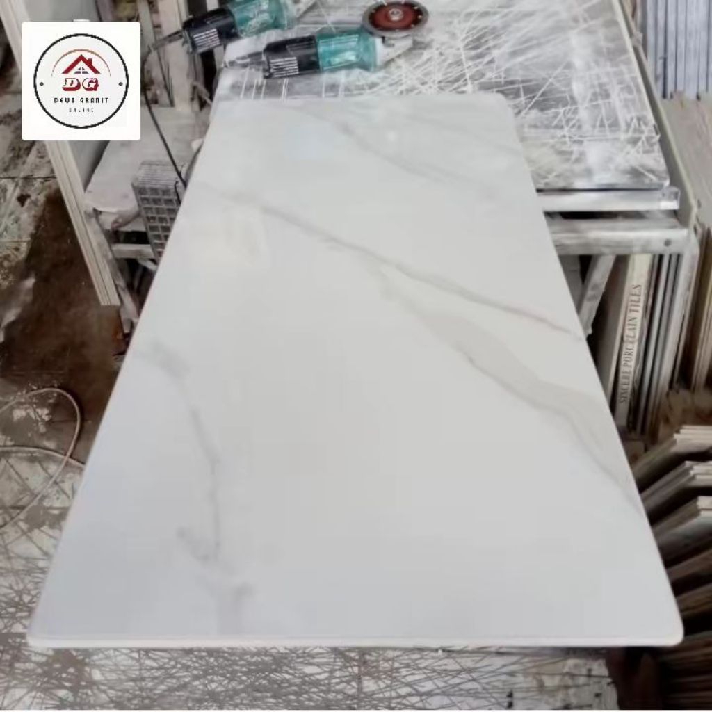 Meja Granit meja ruang tamu,dapur,meja makan putih cararra glossi bevel keliling 60x120 Riquest kaki