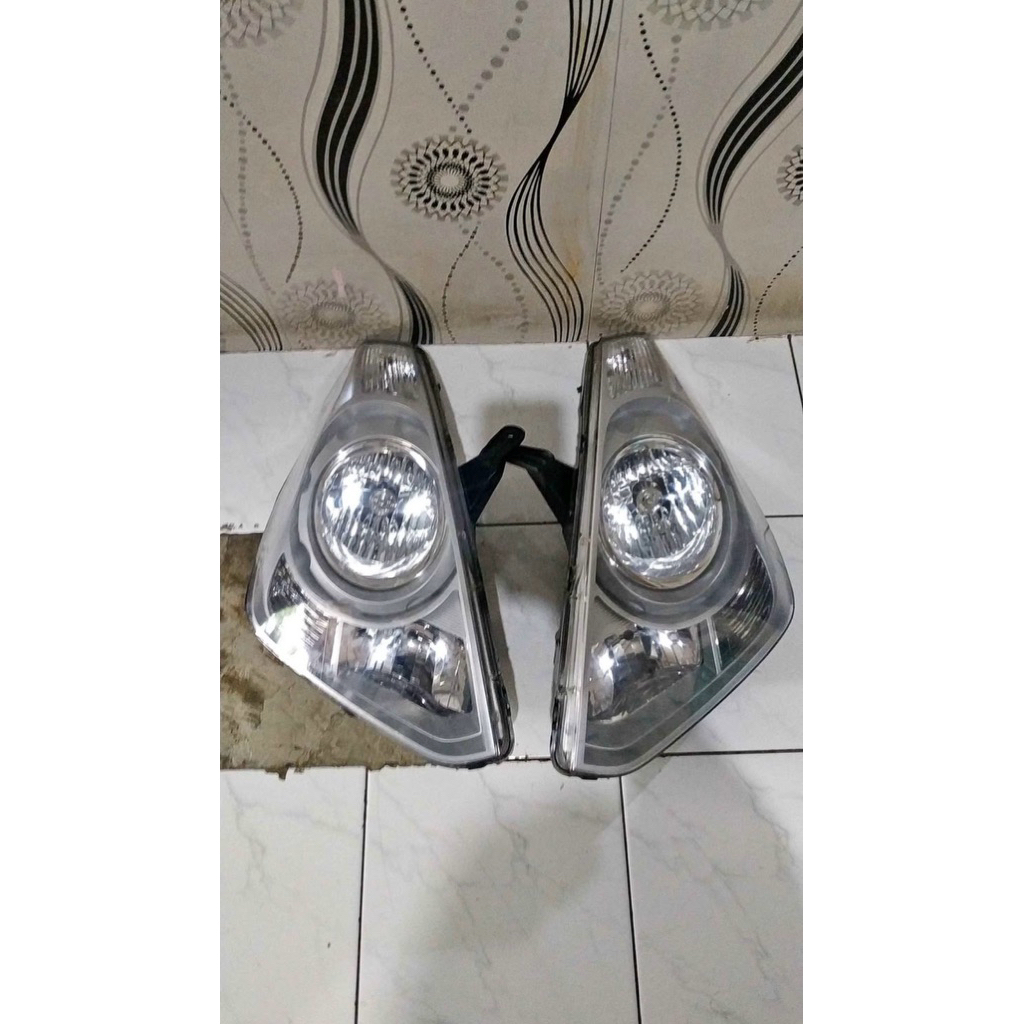 Headlamp Lampu Depan Hyundai H1 H-1 Original