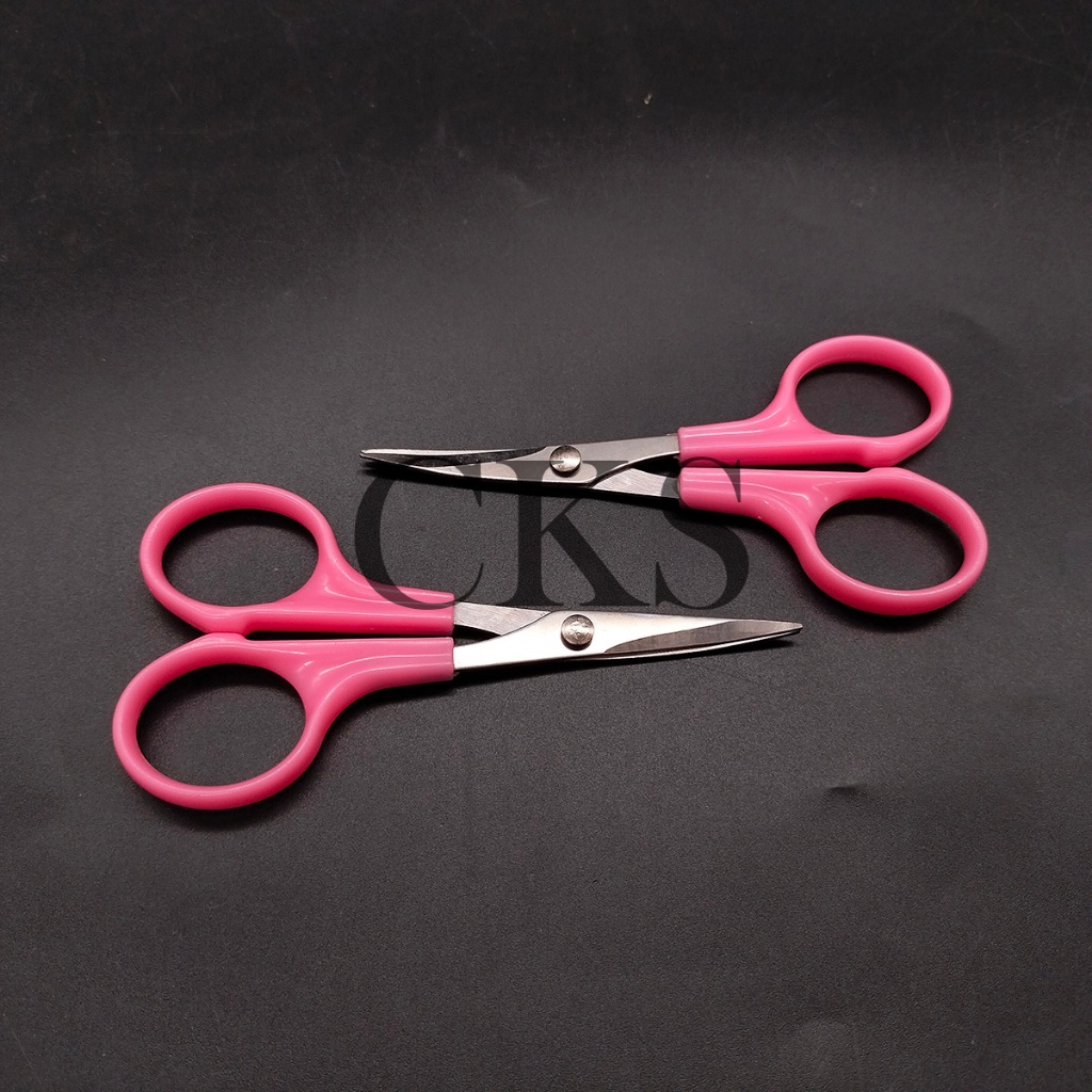 

gunting bordir / gunting ujung nya lengkung ada 2 ukuran