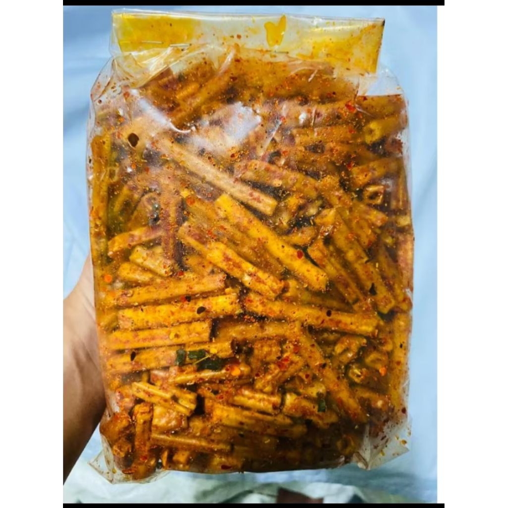 

Seblak Makroni Noni Noni pedas daun jeruk 1kg