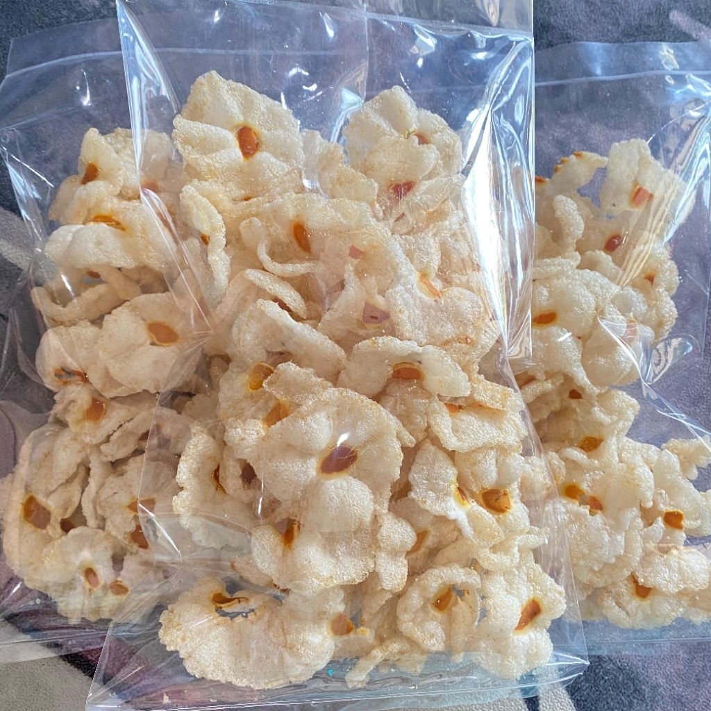 

Ramona - Kerupuk Telor Asin Khas Brebes 100 gram