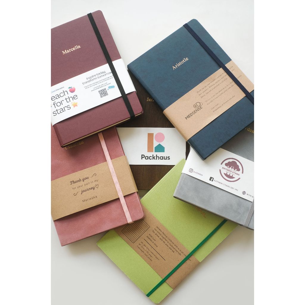 

Custom Paper Belt Notebook / Pen / Wedding Souvenir Sleeve / Corporate Gift Box / Company Set / Hadiah Event Kantor