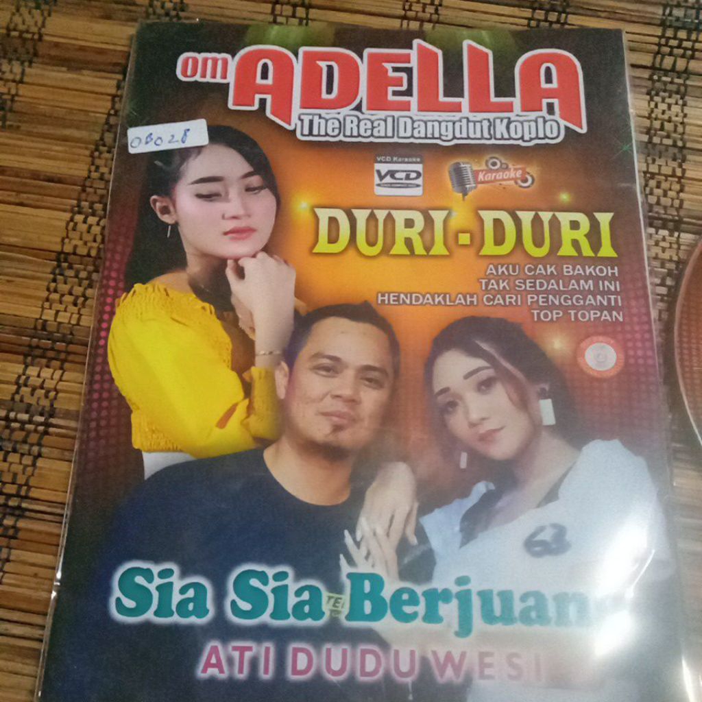 VCD OM. ADELLA THE REAL DANGDUT KOPLO S63