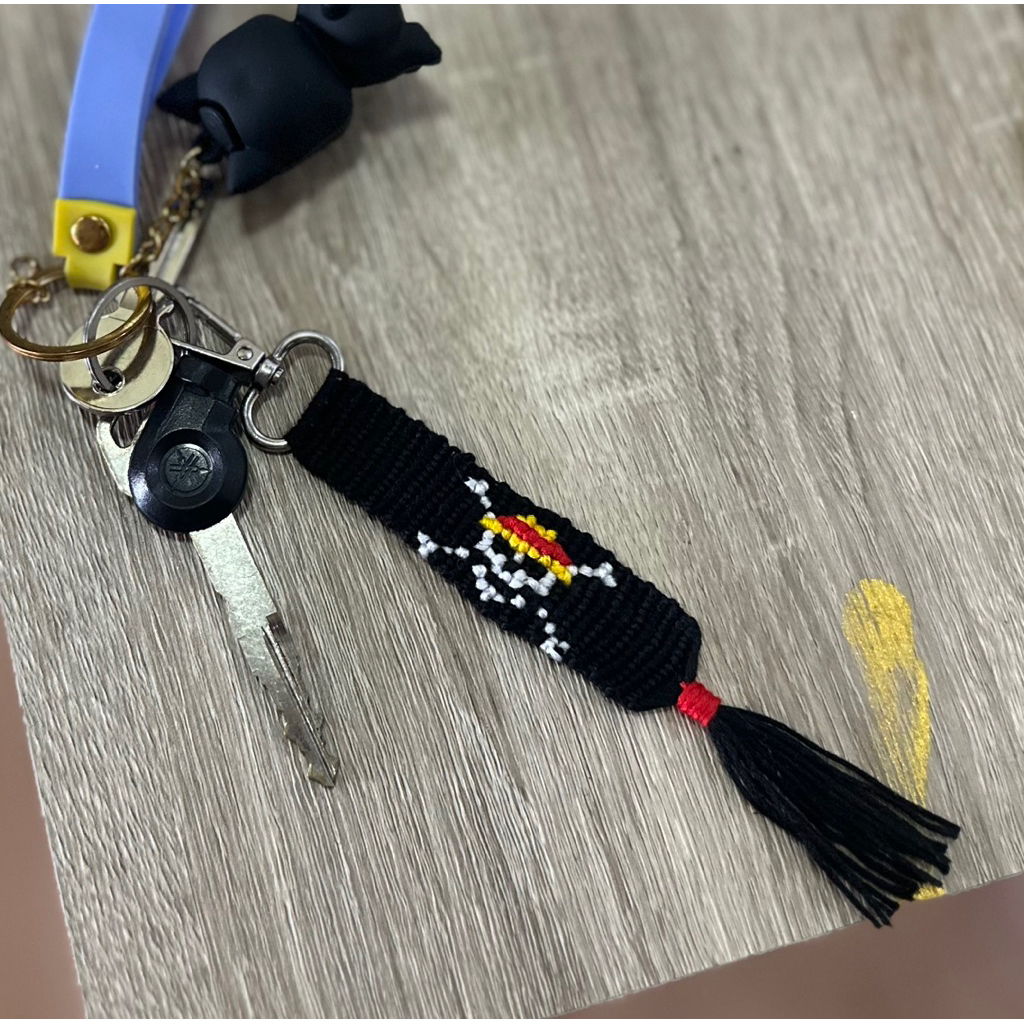 KEYCHAIN JOLLY ROGER ONE PIECE gantungan kunci jolly roger bendera one piece