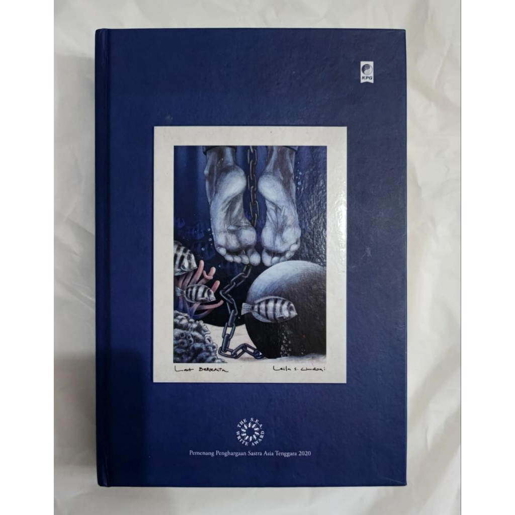 Preloved Buku Laut Bercerita Hard Cover + postcard surat