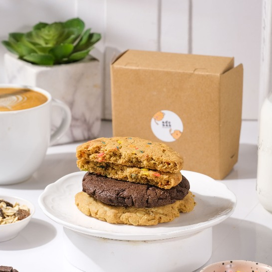 

ADONAN Box of 3 Soft Cookies