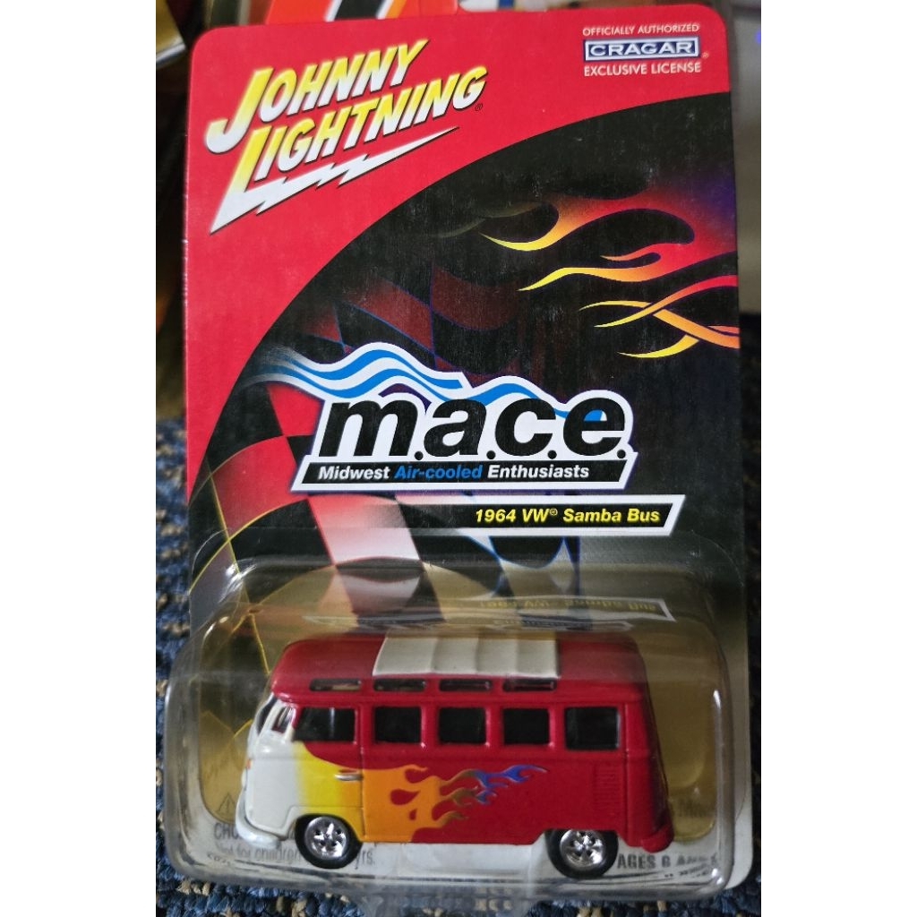 Johnny Lightning 1964 VW Samba Bus