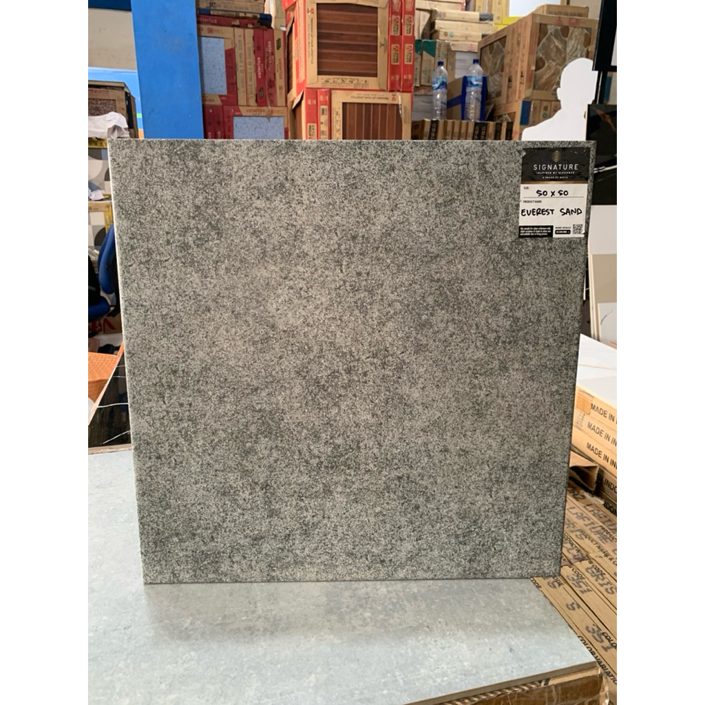 Keramik lantai carport/teras 50x50cm Everest sand