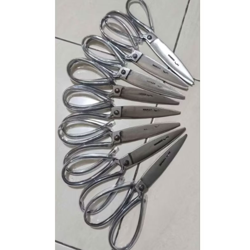 

gunting pandai besi asli merk nanda