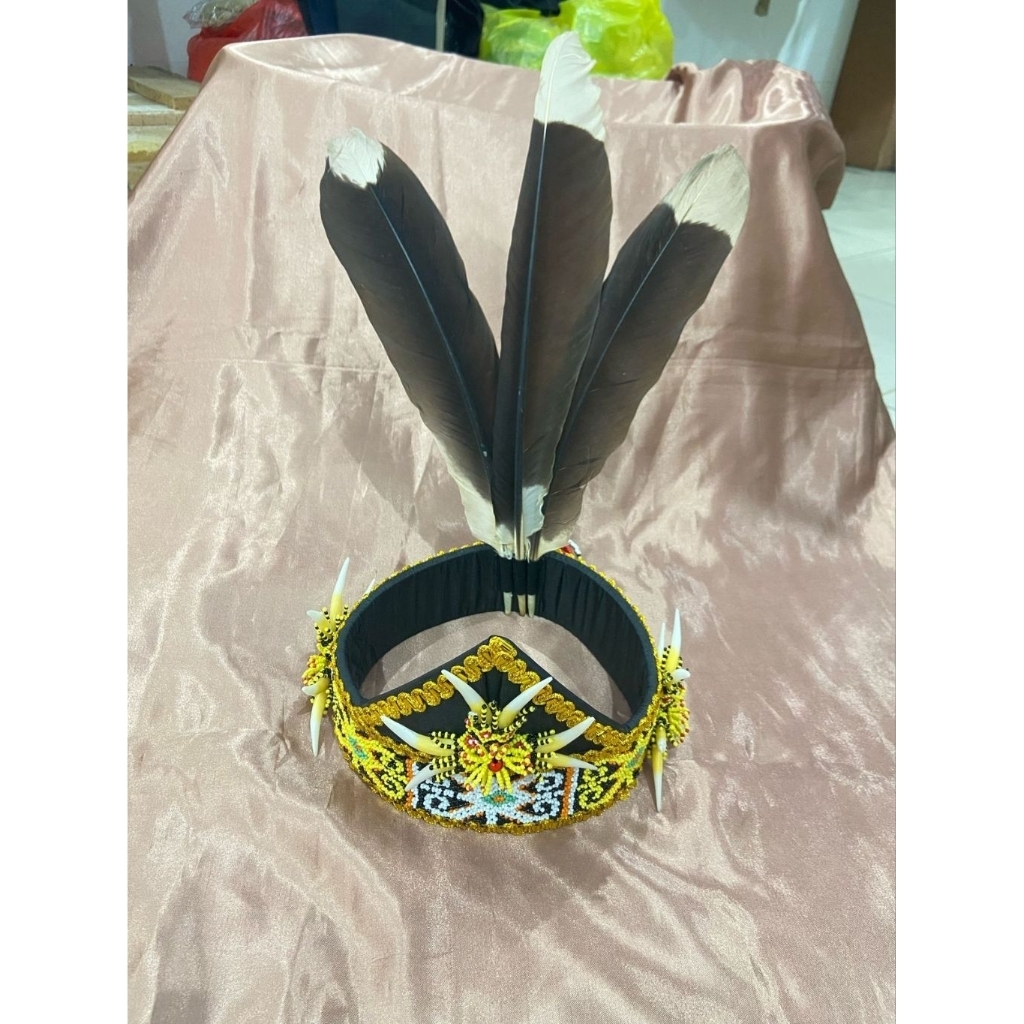TOPI MAHKOTA BULU ENGGANG PEREMPUAN DEWASA - TOPI MAHKOTA BULU KHAS DAYAK