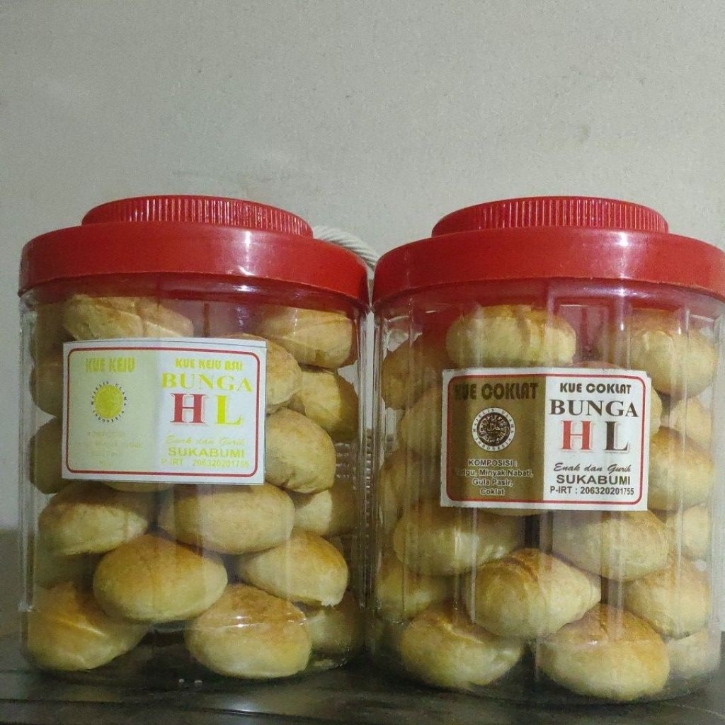 

Kue Pia Toples Besar