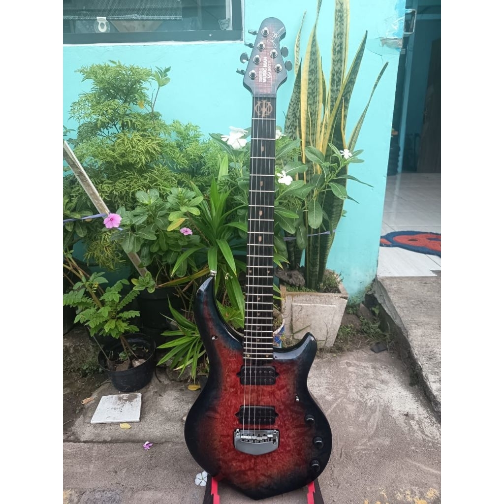 Gitar Musicman Majesty KW HQ