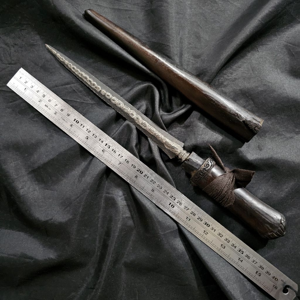 Seken Biring Lanang Pamor Wiji Timun