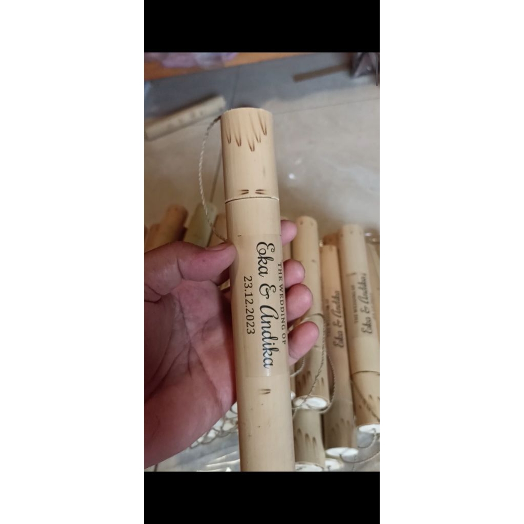 

Tambahan Stiker bening/stiker transparan