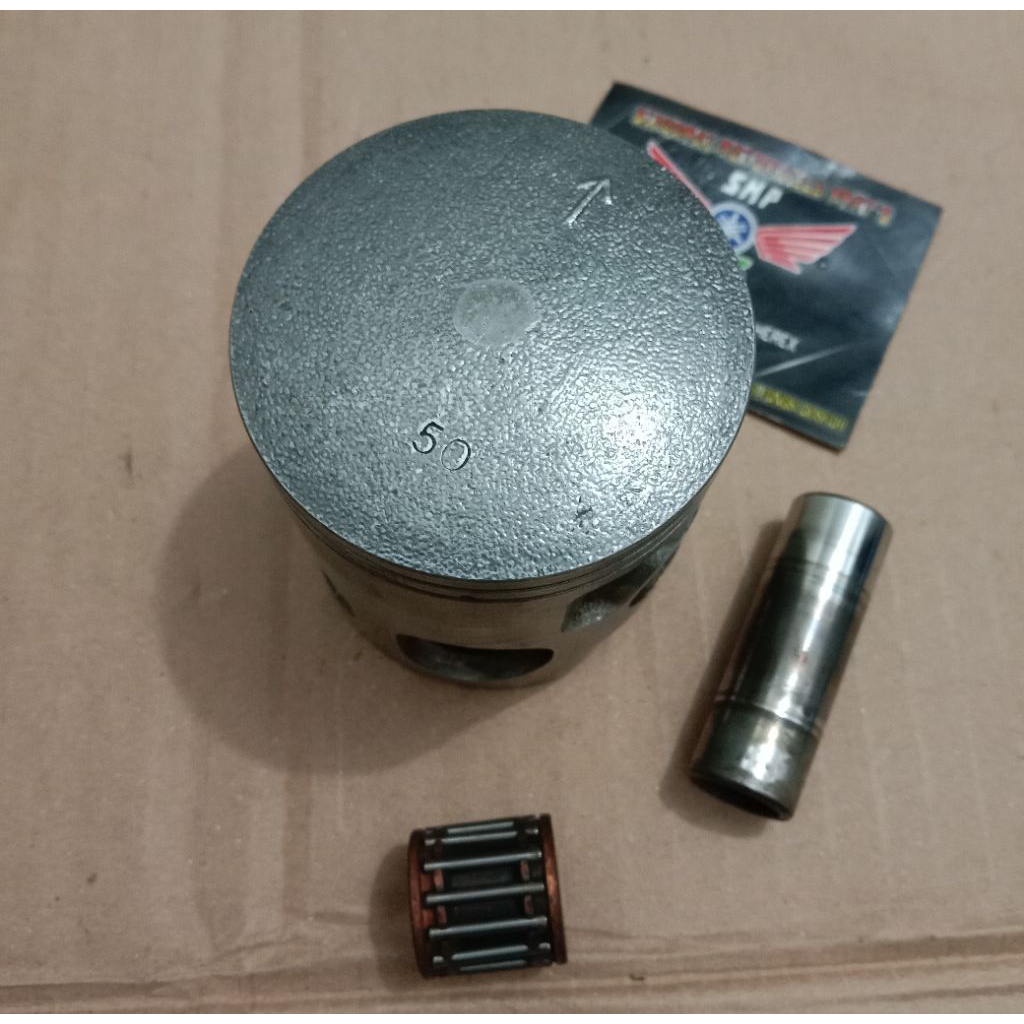 Piston Yamaha RXK135 RX King Cobra original 29N00 Japan os 0.50.