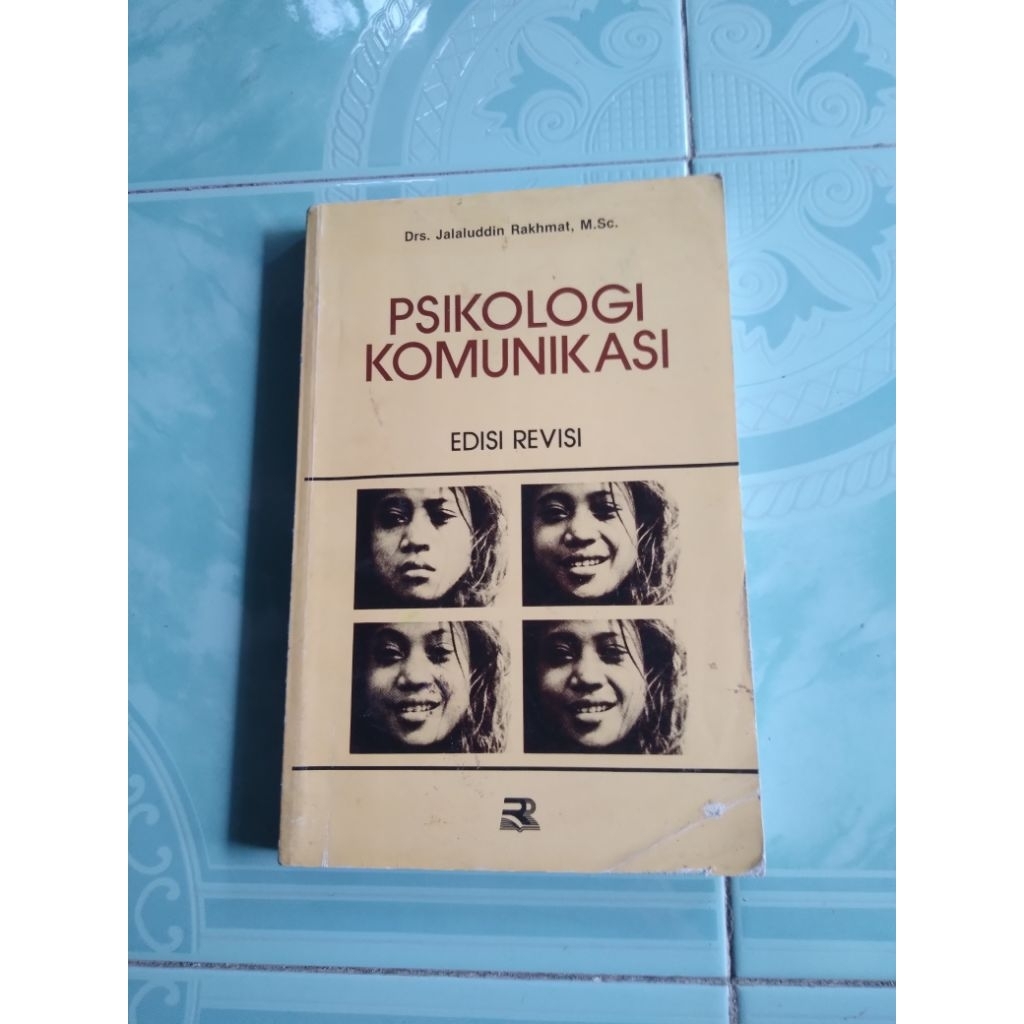 Buku psikologi komunikasi