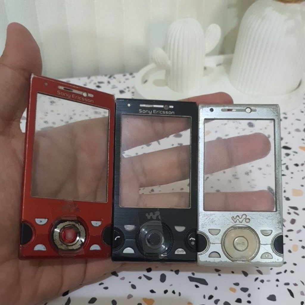 Casing depan + Kypad Sony Ericsson W995 Copotan