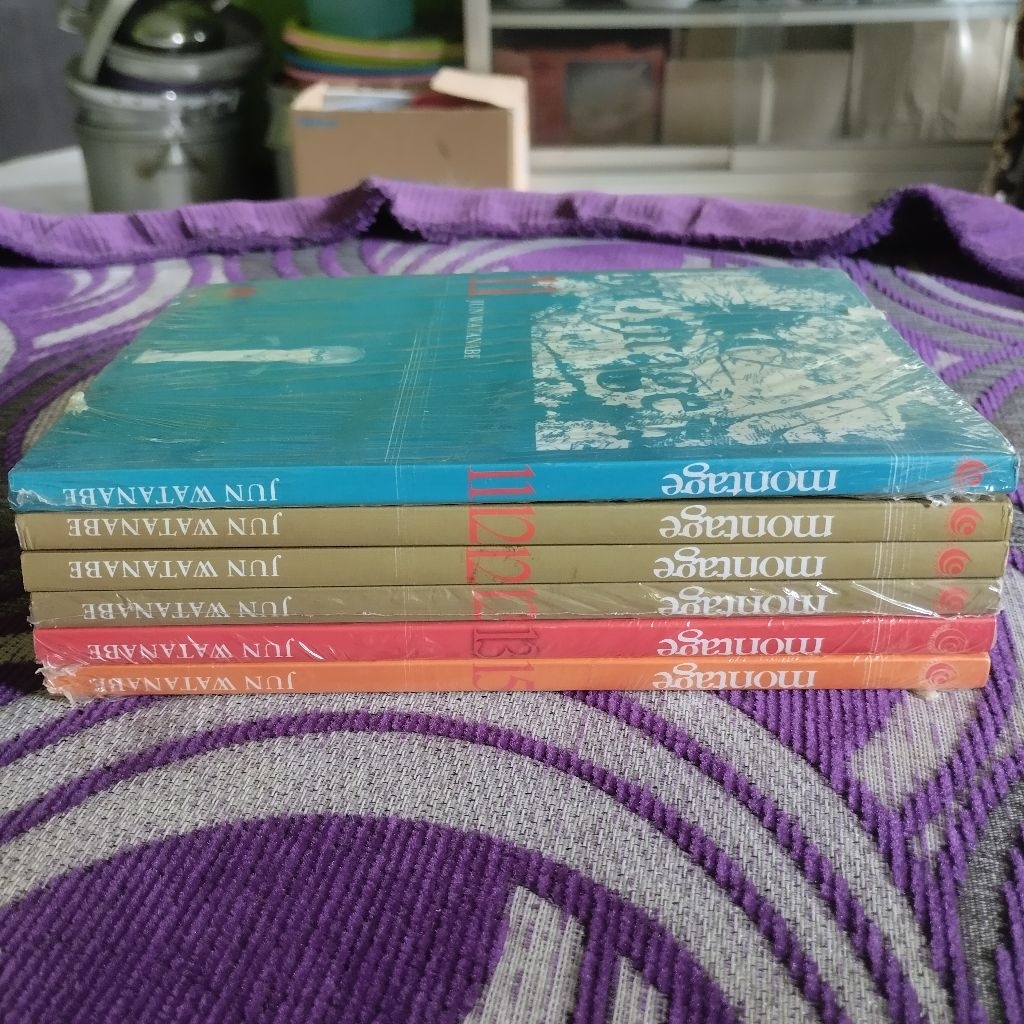 Komik Montage cabutan