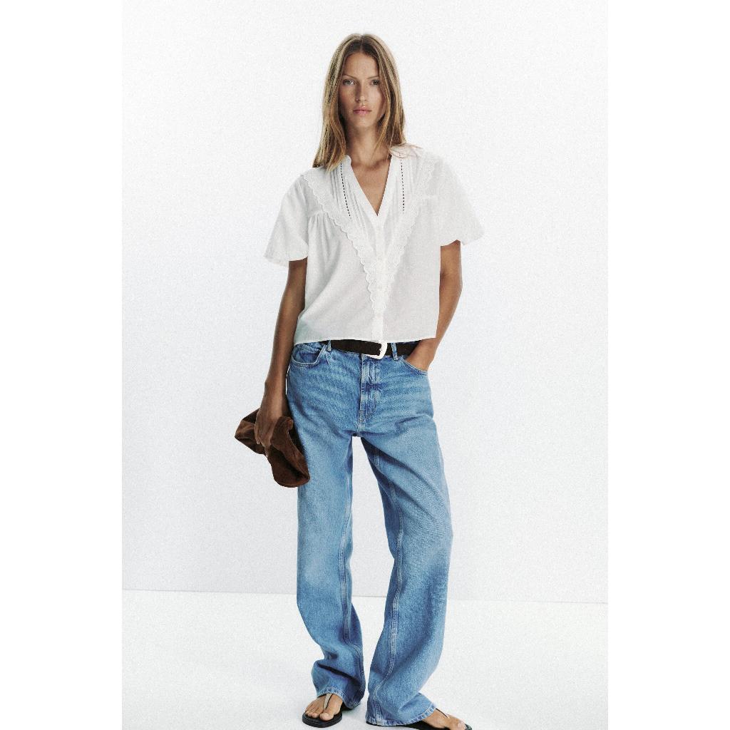 ZARA BLUS LENGAN PUFF Blus kerah bundar dengan garis leher V dan lengan pendek pof