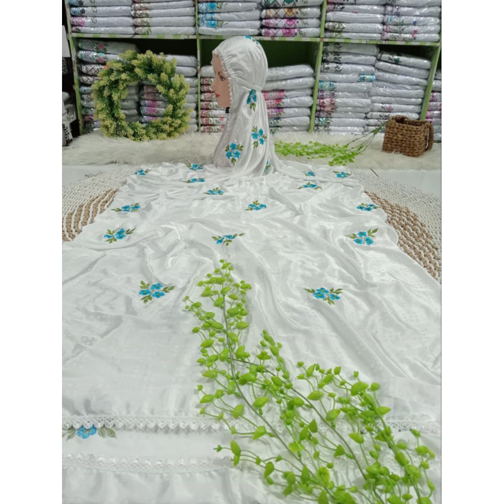 Mukena Lajuran/Terusan Semi Sutra Blitz Premium