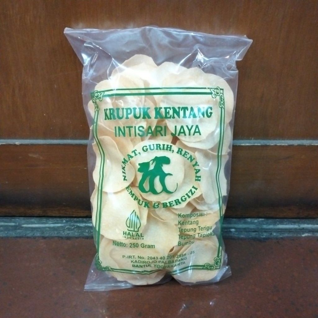 

krupuk kentang mentah rasa pedas manis/khas jogja