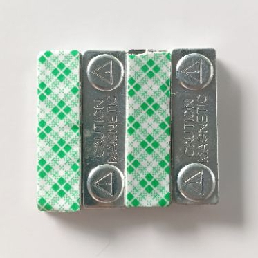 

Magnet Name Tag Dada Ukuran 4,5 cm - Pengait Name Tag untuk Pakaian (Pcs)