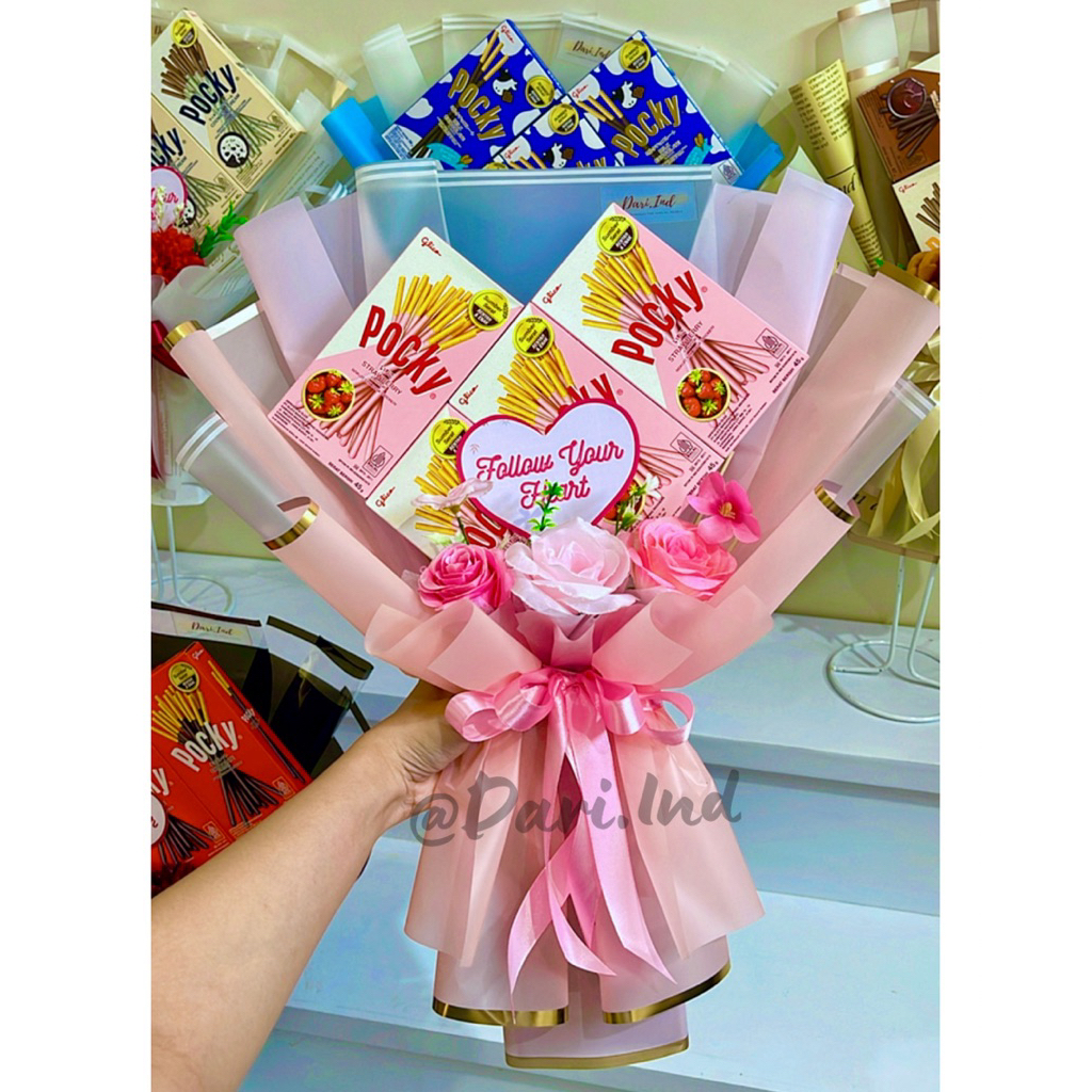 

Buket Pocky Love / Buket Snack / Snack Love Hadiah Valentine / Buket Snack Love / Snack Box / Hampers Snack / Buket Snack Ulang Tahun / Buket Snack Wisuda / Buket Snack Valentine