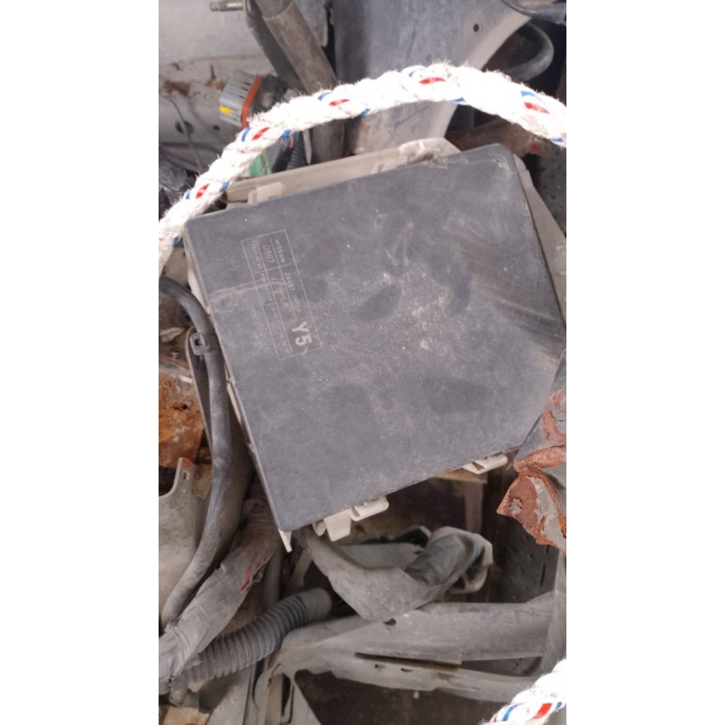 IPDM Livina manual L11 kode Y5