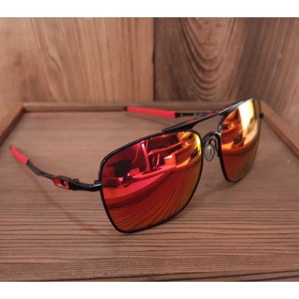 KacamataOakleyDeviation4061-01Ducati