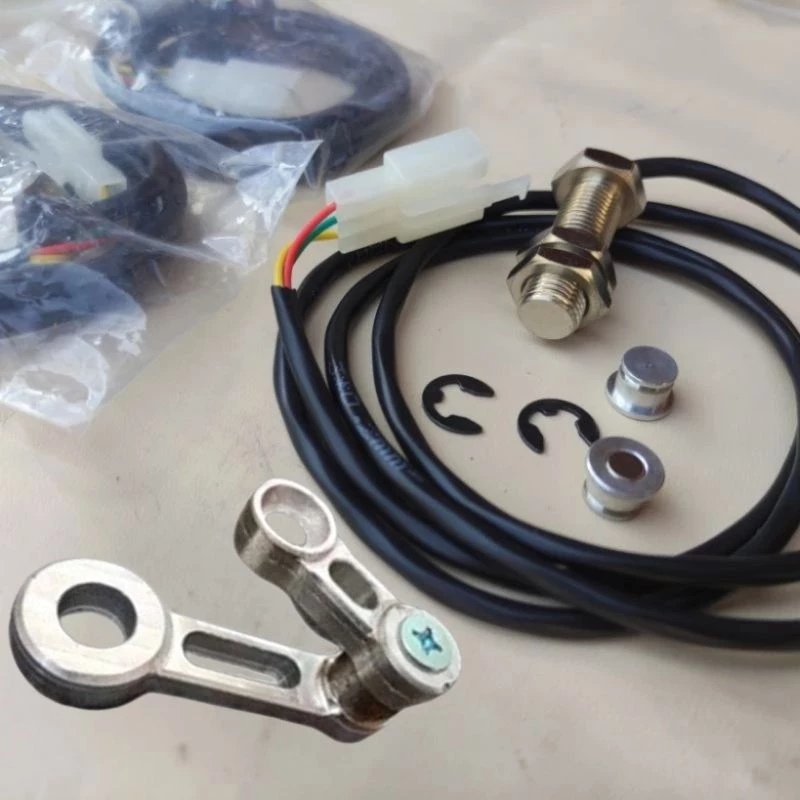 Sensor Speed Speedometer Kecepatan Digital + Dudukan Universal Sensor Speedo