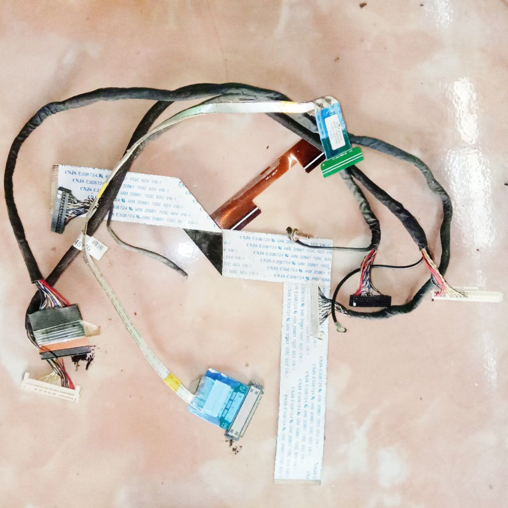 kabel ticon fleksibel ticon tv led 32 in 24 in semua merk dan seri | fleksibel ticon panel layar lcd