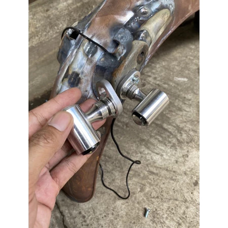 pemanis sein sen reting belakang Honda Cb dudukan pangkon lampu reting belakang Honda cb Almunium