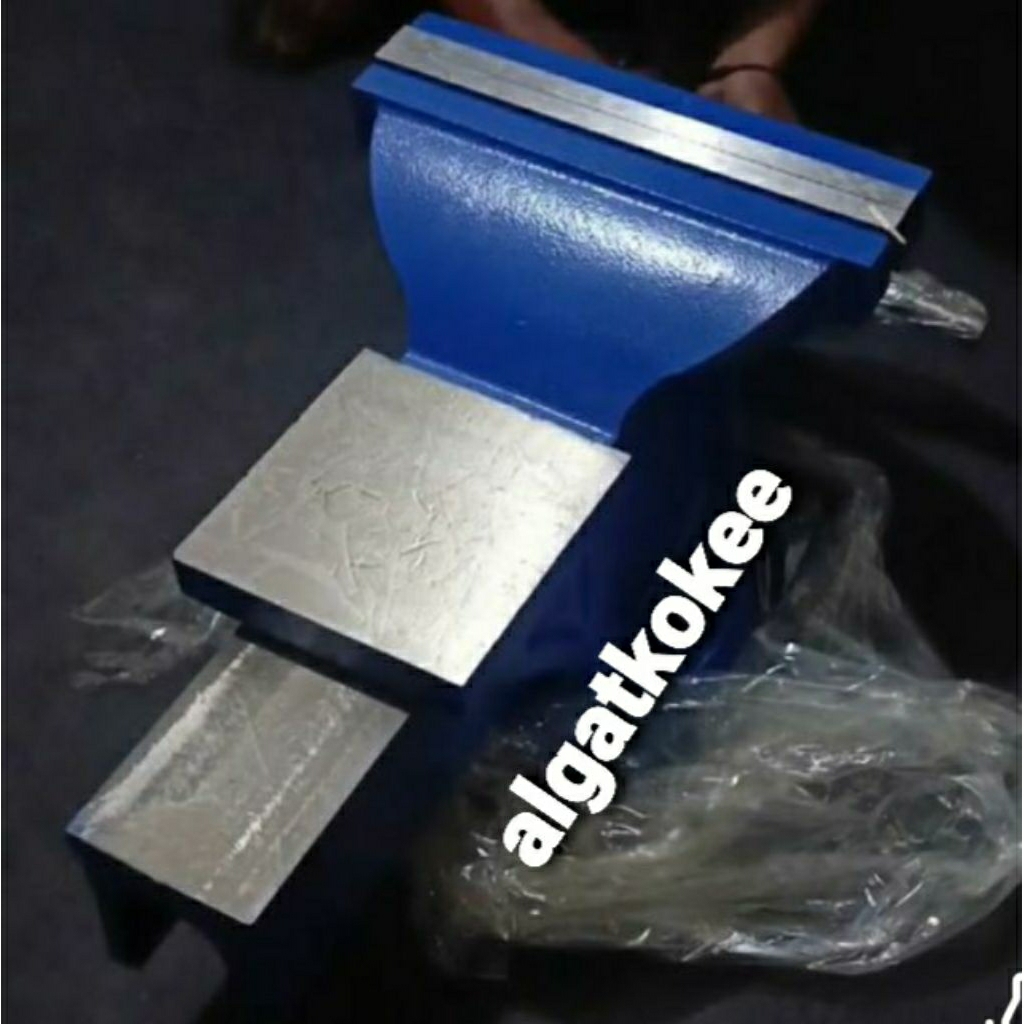 ragum alat penjepit besi paron ukuran 12 inch SANDS