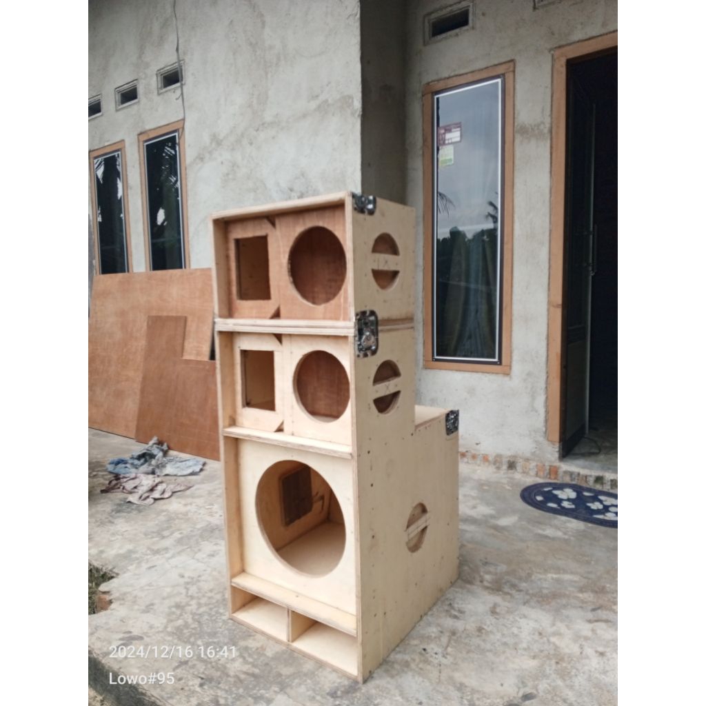 box 15in miniscoop+line array 8in/all in