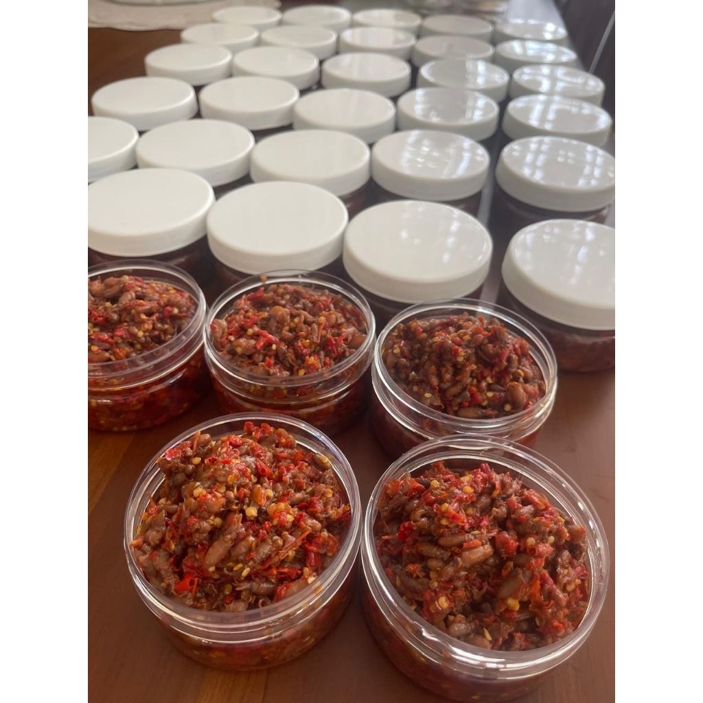 

sambal bawang baby cumi rate size 0.5-1cm @250gr (te real bayinya cumi)