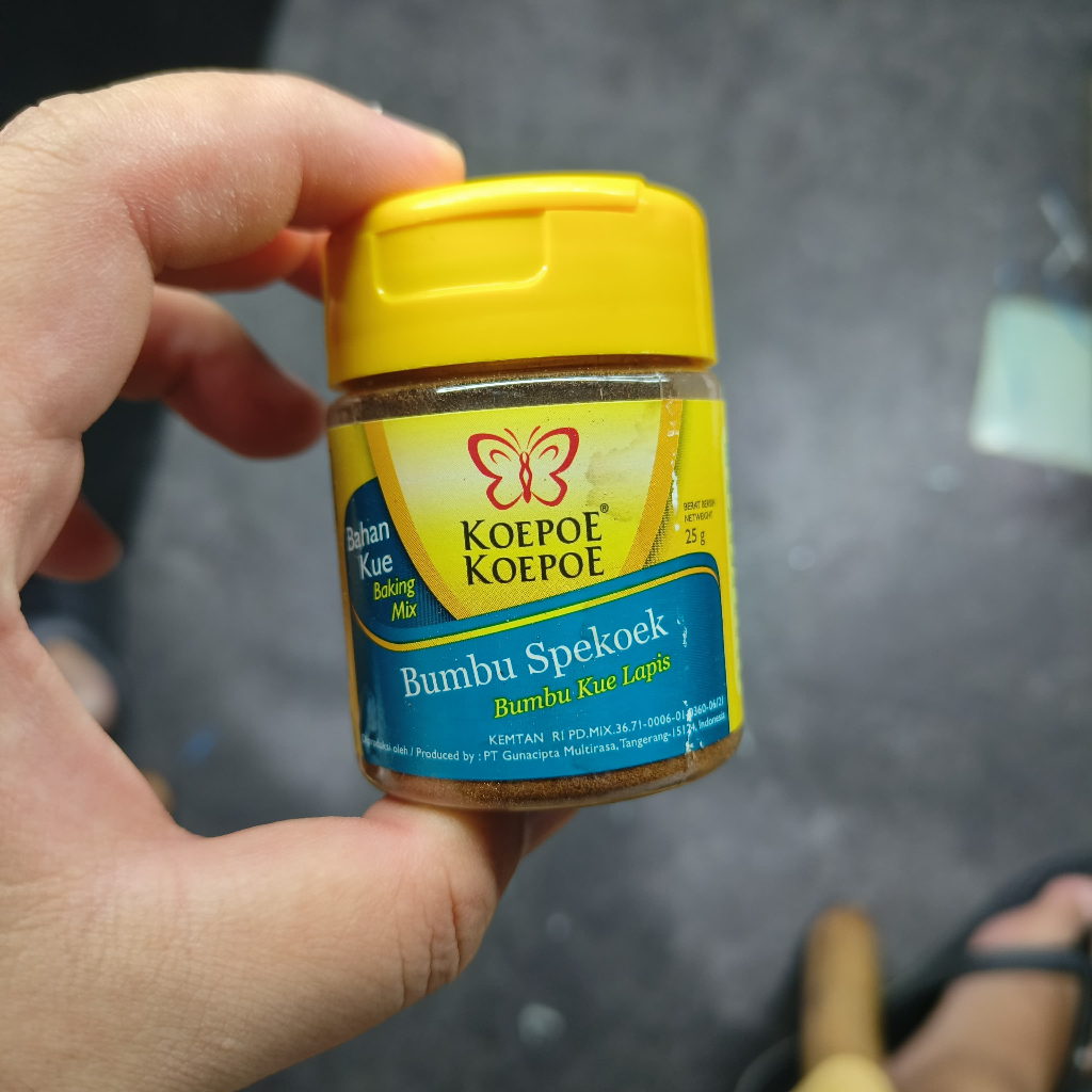 

Bumbu Spekoek Koepoe Kupu Kupu 25gr / Bumbu Kue Lapis / Speakok / Bumbu Spekoek / Spekok