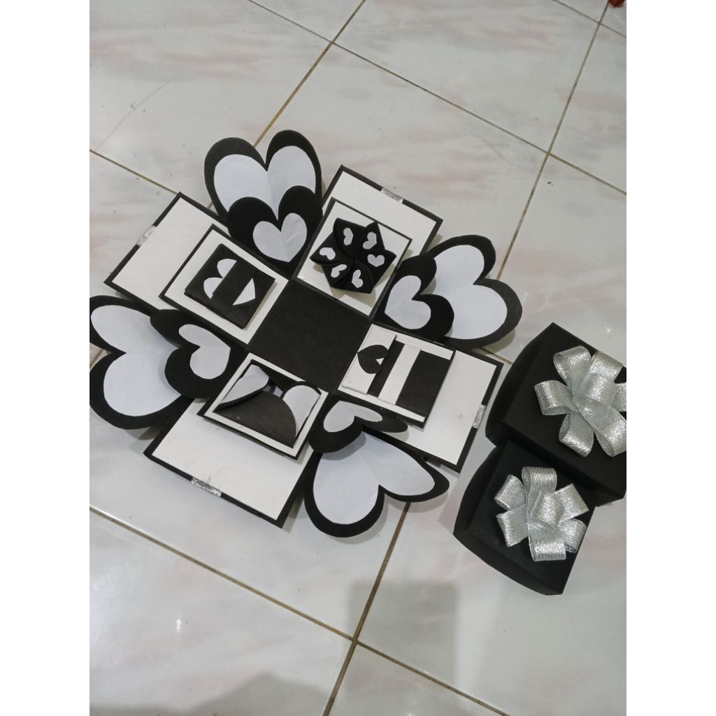 

explosion box/kado ulangtahun/Snack box/suprise box