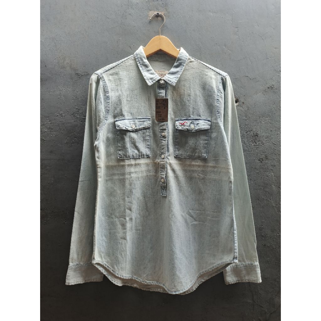 kemeja cewek denim brand Hollister