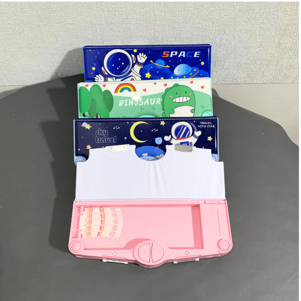 

KOTAK PENSIL ANAK ANAK KOTAK PENSIL POLA KARTUN LAPISAN GANDA KUROMI MELODY CINNAMROL SPIDERMAN ASTRONOT KARAKTER IMPORT KOTAK PENSIL MAGNET KOTAK PENSIL MULTIFUNGSI PENSIL BOX FREE PERUNCING GUNTING ISOLASI KOTAK PENSIL TERBARU